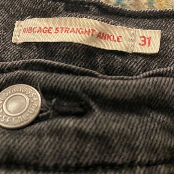 Levi ribcage straight Jean - Picture 2 of 3